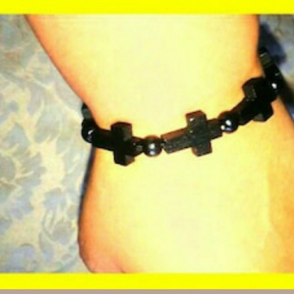 3 New Cross Stretch Bracelet - Picture 2 of 2